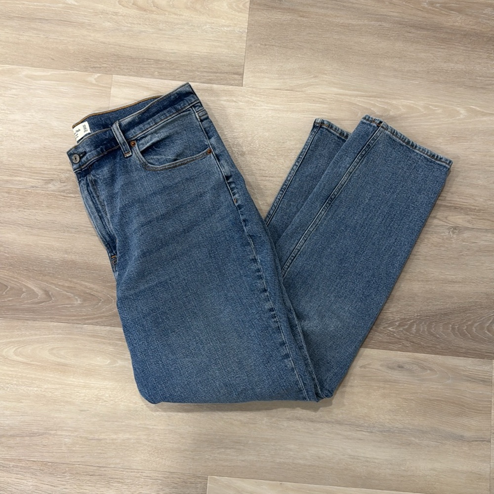 Abercrombie slim straight ultra high rise